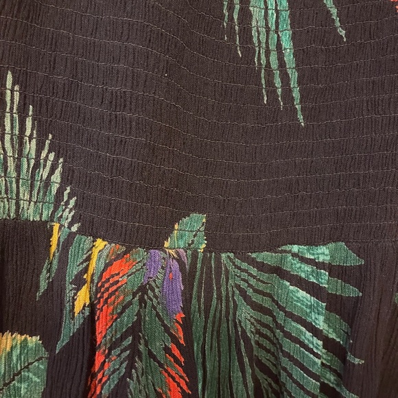 PATRONS OF PEACE Floral Nature Top - Picture 3 of 5